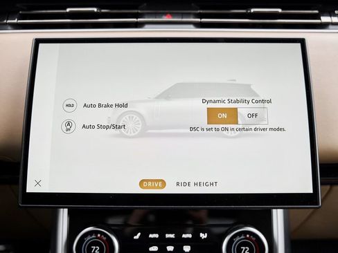 Used 2023 Land Rover Range Rover SE image 67