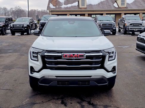 Used 2026 GMC Terrain Elevation image 4