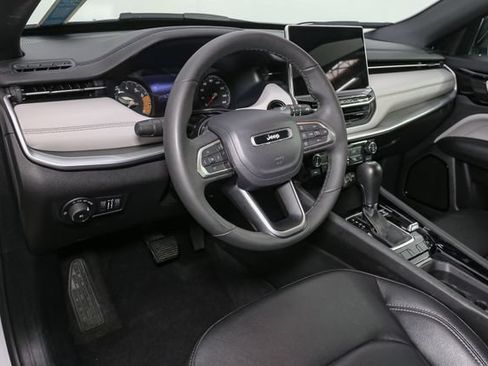 Used 2026 Jeep Compass Limited AWD/4WD image 20