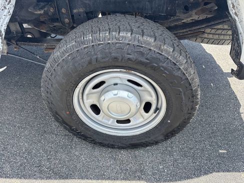 Used 2019 Ford F250 XL w/ Power Equipment Group AWD/4WD image 26