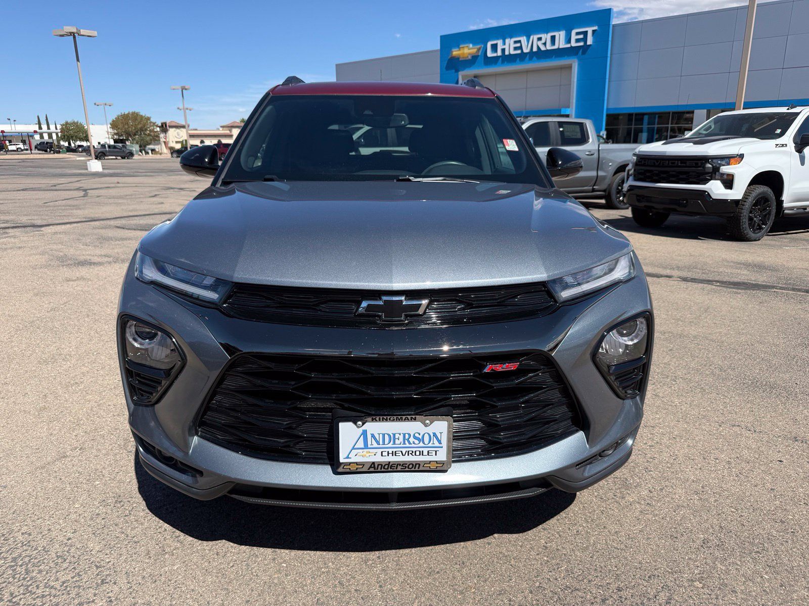 Used 2022 Chevrolet TrailBlazer RS w/ Sun and Liftgate Package AWD/4WD image 2