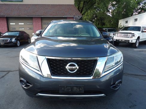 Used 2013 Nissan Pathfinder S image 9