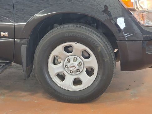 Used 2021 Nissan Titan S w/ S Utility Package image 7