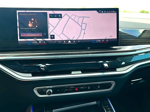 Certified 2025 BMW X5 xDrive50e w/ Premium Package AWD/4WD image 31