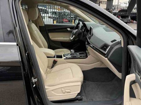 Used 2018 Audi Q5 2.0T Premium Plus w/ Premium Plus Package image 13