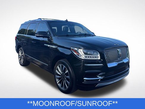 Certified 2021 Lincoln Navigator Reserve w/ Luxury Package AWD/4WD image 9