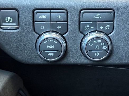 New 2026 GMC Sierra 1500 Elevation w/ Preferred Package image 31