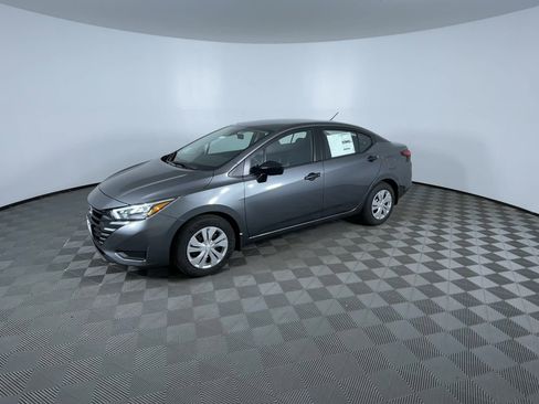 Certified 2025 Nissan Versa S w/ Trunk Package image 4