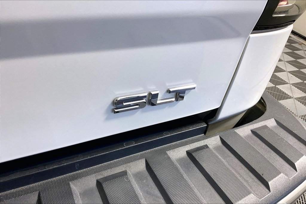 Used 2018 GMC Sierra 1500 SLT w/ SLT Premium Package AWD/4WD image 22