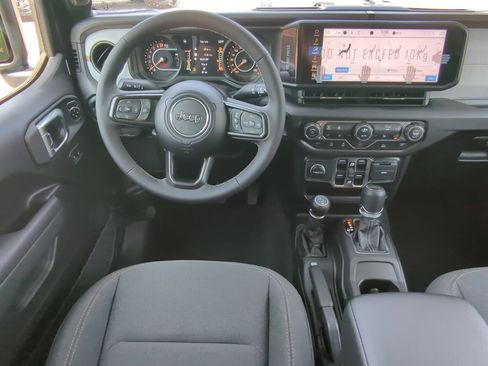 New 2026 Jeep Gladiator Sport AWD/4WD image 14