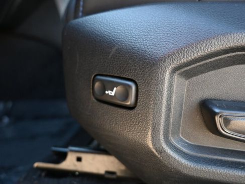 Used 2022 Toyota Tundra Platinum image 25