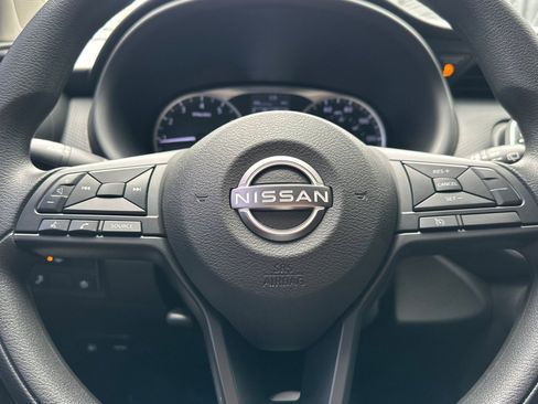 Used 2023 Nissan Kicks S image 23