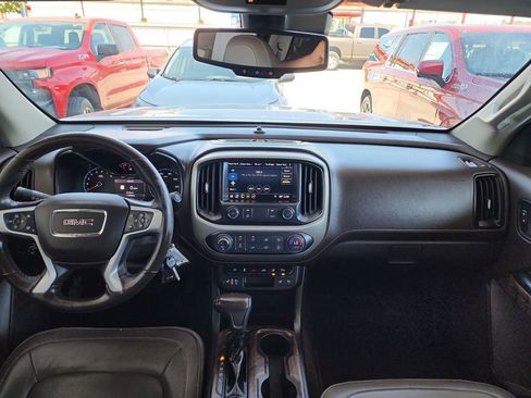 Used 2021 GMC Canyon Denali image 18