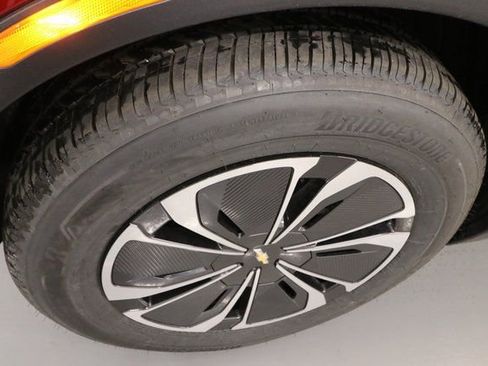 New 2025 Chevrolet Blazer EV LT image 18