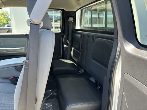 Used 2011 Dodge Dakota Big Horn RWD image 8