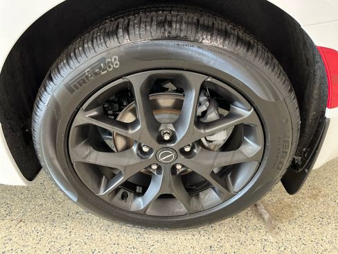 New 2026 Chrysler Pacifica Limited w/ S Appearance Package FWD image 9