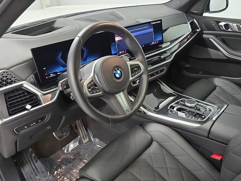 Used 2026 BMW X7 xDrive40i AWD/4WD image 4