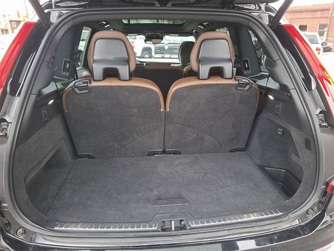 Used 2022 Volvo XC90 T8 Inscription Expression image 31