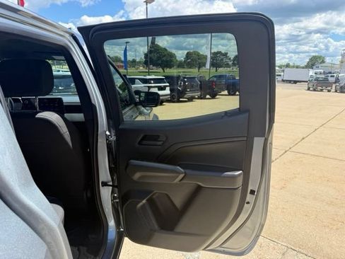 Used 2023 Chevrolet Colorado Trail Boss w/ Advanced Trailering Package AWD/4WD image 16