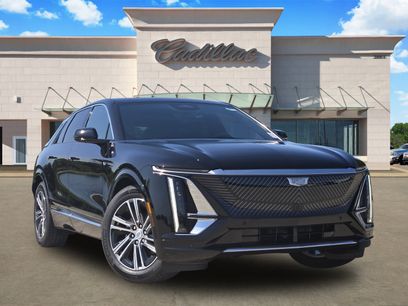 New 2025 Cadillac Lyriq Luxury