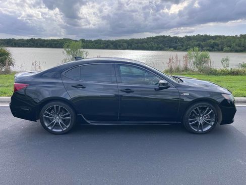 Used 2018 Acura TLX V6 w/ Technology & A-SPEC Pkg FWD image 13