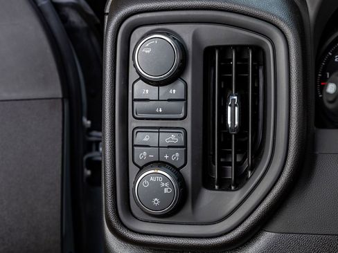 Used 2025 Chevrolet Silverado 2500 Custom w/ Custom Value Package AWD/4WD image 22