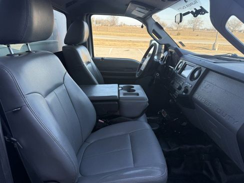 Used 2012 Ford F550 4x4 Regular Cab Super Duty w/ Payload Upgrade Pkg image 11