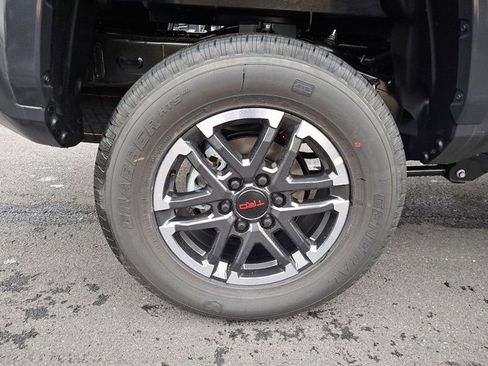 New 2025 Toyota Tacoma TRD Sport image 7