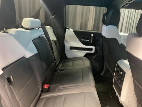 Used 2024 GMC Hummer EV 3X w/ Omega Edition image 17