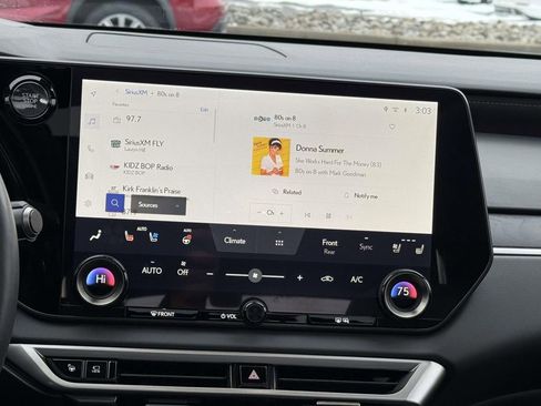 Used 2024 Lexus RX 350 AWD w/ Convenience Package image 10