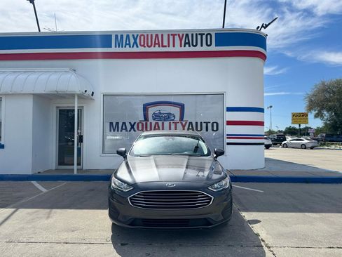 Used 2019 Ford Fusion S FWD image 6