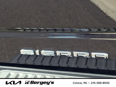 Used 2025 GMC Sierra 1500 Denali Ultimate w/ LPO, Utility Wall Package AWD/4WD image 35
