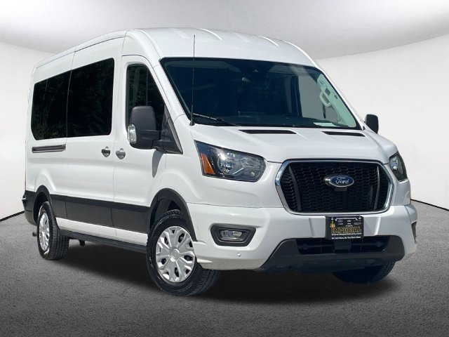 Certified 2024 Ford Transit 350 XLT RWD image 18