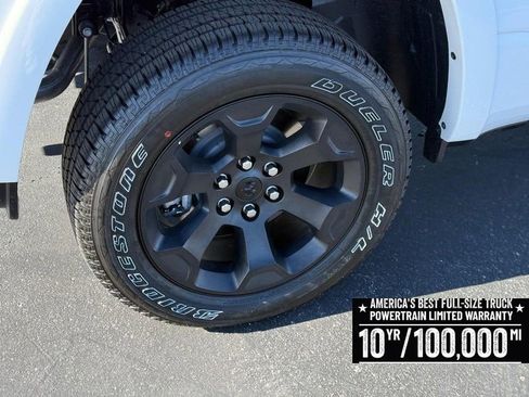 New 2026 RAM 1500 4x4 Crew Cab image 4