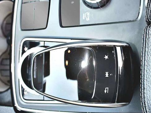 Used 2019 Mercedes-Benz GLS 450 4MATIC image 26