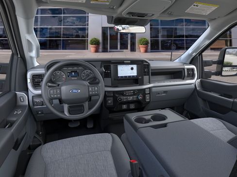 New 2026 Ford F250 XL w/ XL Driver Assist Package RWD image 9
