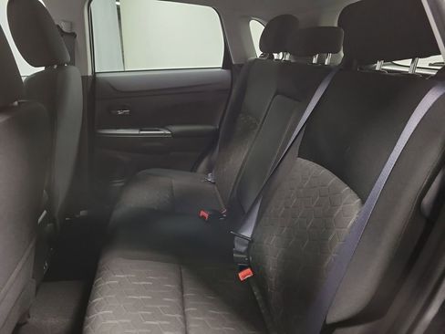 Used 2025 Mitsubishi Outlander Sport AWD image 20