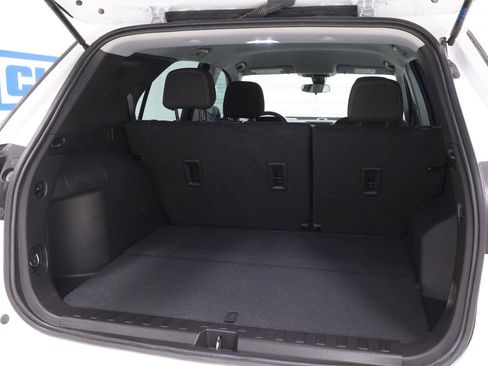 Used 2024 Chevrolet Equinox LS w/ Driver Confidence II Package FWD image 31