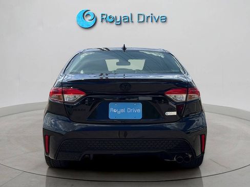 Used 2021 Toyota Corolla SE w/ Carpet Mat Package (TMS) FWD image 5