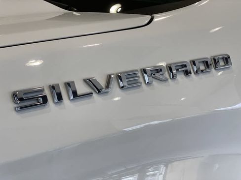 Used 2020 Chevrolet Silverado 1500 LT image 10