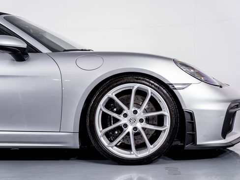 Used 2022 Porsche 718 Boxster Spyder image 6