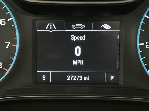 Used 2017 Chevrolet Cruze LT w/ Convenience Package FWD image 40