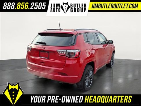 Used 2023 Jeep Compass Limited image 2