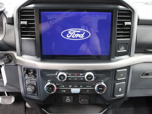 Used 2025 Ford F150 XLT w/ Equipment Group 301A Standard AWD/4WD image 19