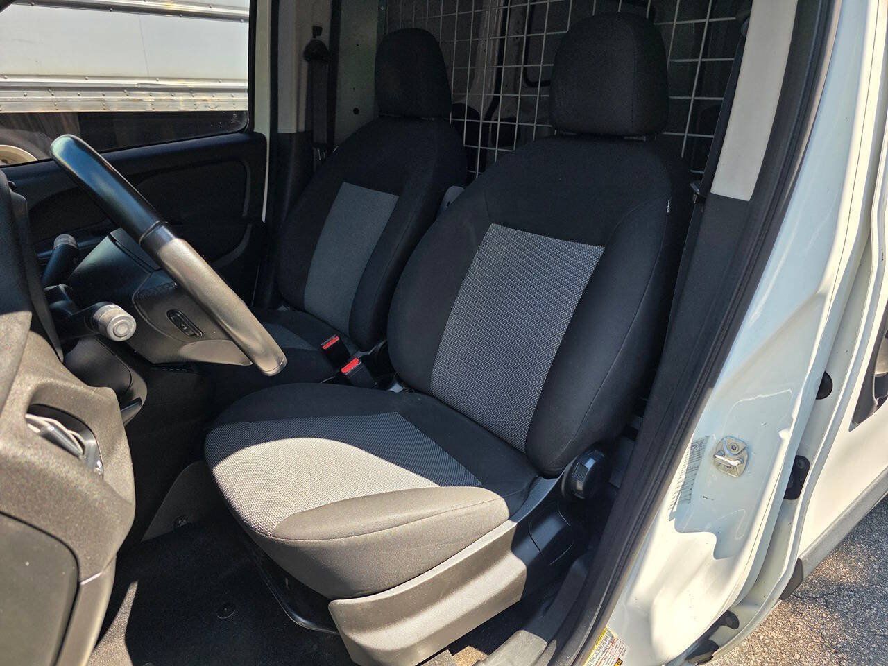 Used 2017 RAM ProMaster City Tradesman w/ Rear Back-up Camera Group FWD image 12