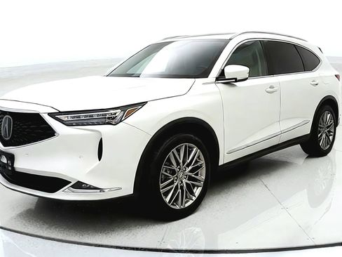 Used 2023 Acura MDX w/ Advance Package AWD/4WD image 3