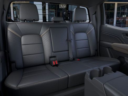 New 2026 GMC Canyon Denali image 17