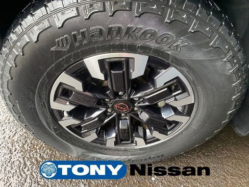 Certified 2023 Nissan Frontier PRO-4X w/ Pro Convenience Package AWD/4WD image 27