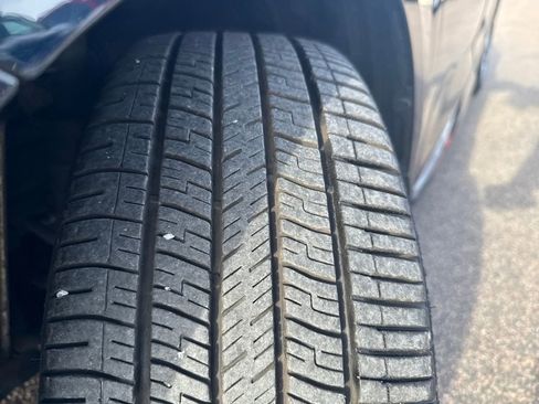 Used 2021 Toyota Corolla SE image 44