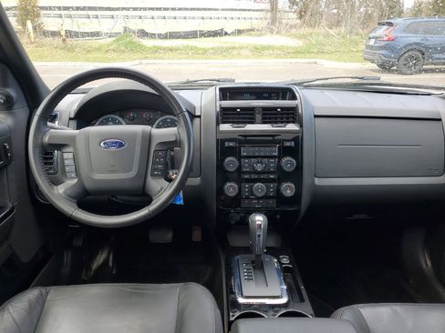 Used 2012 Ford Escape Limited w/ Class II Trailer Towing Pkg AWD/4WD image 14